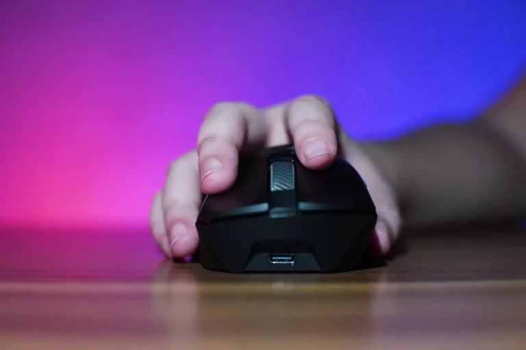 How To Hold A Gaming Mouse? Ultimate Guide